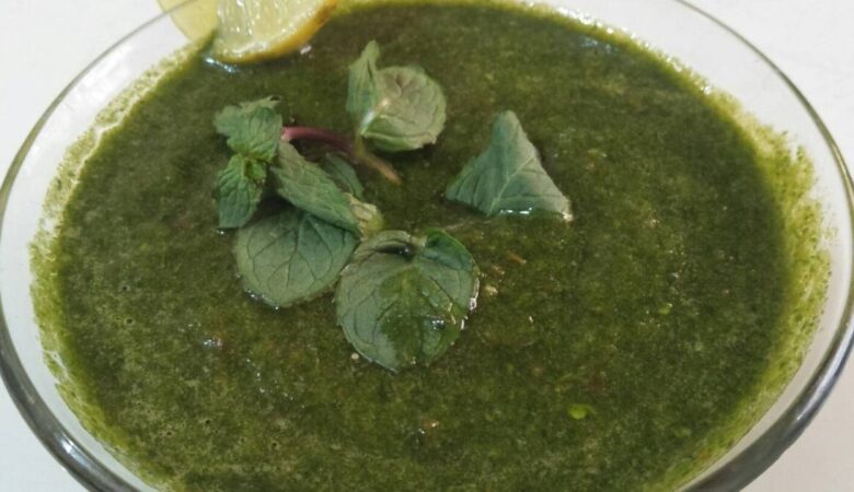 Pudina Chutney / Methi Chutney